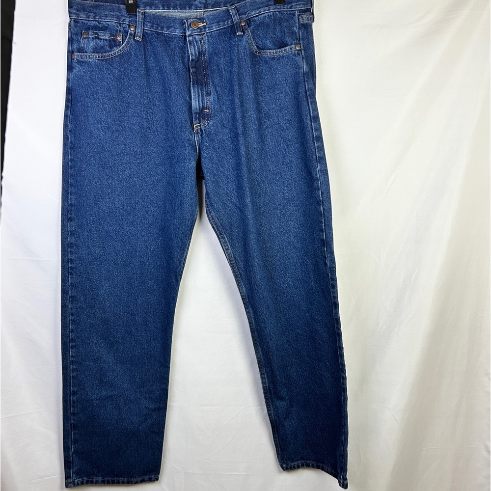 Wrangler relaxed fit medium wash jeans new 40”x32”